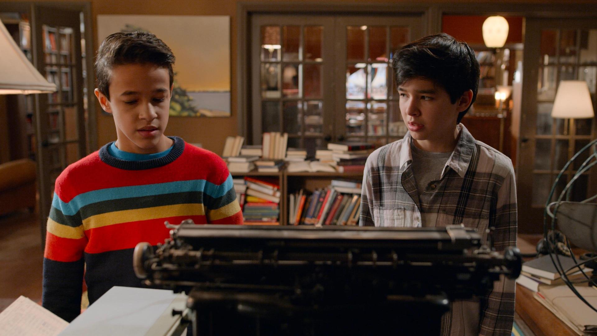 Still from A Sparkly Ghost (3)