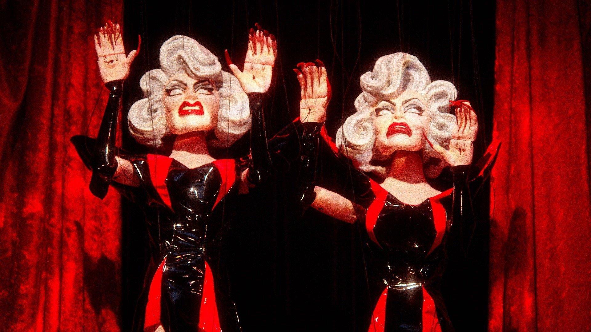 Still from Killer Clowns