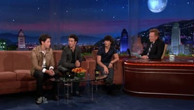 Still from Jonas Brothers, Ed Helms