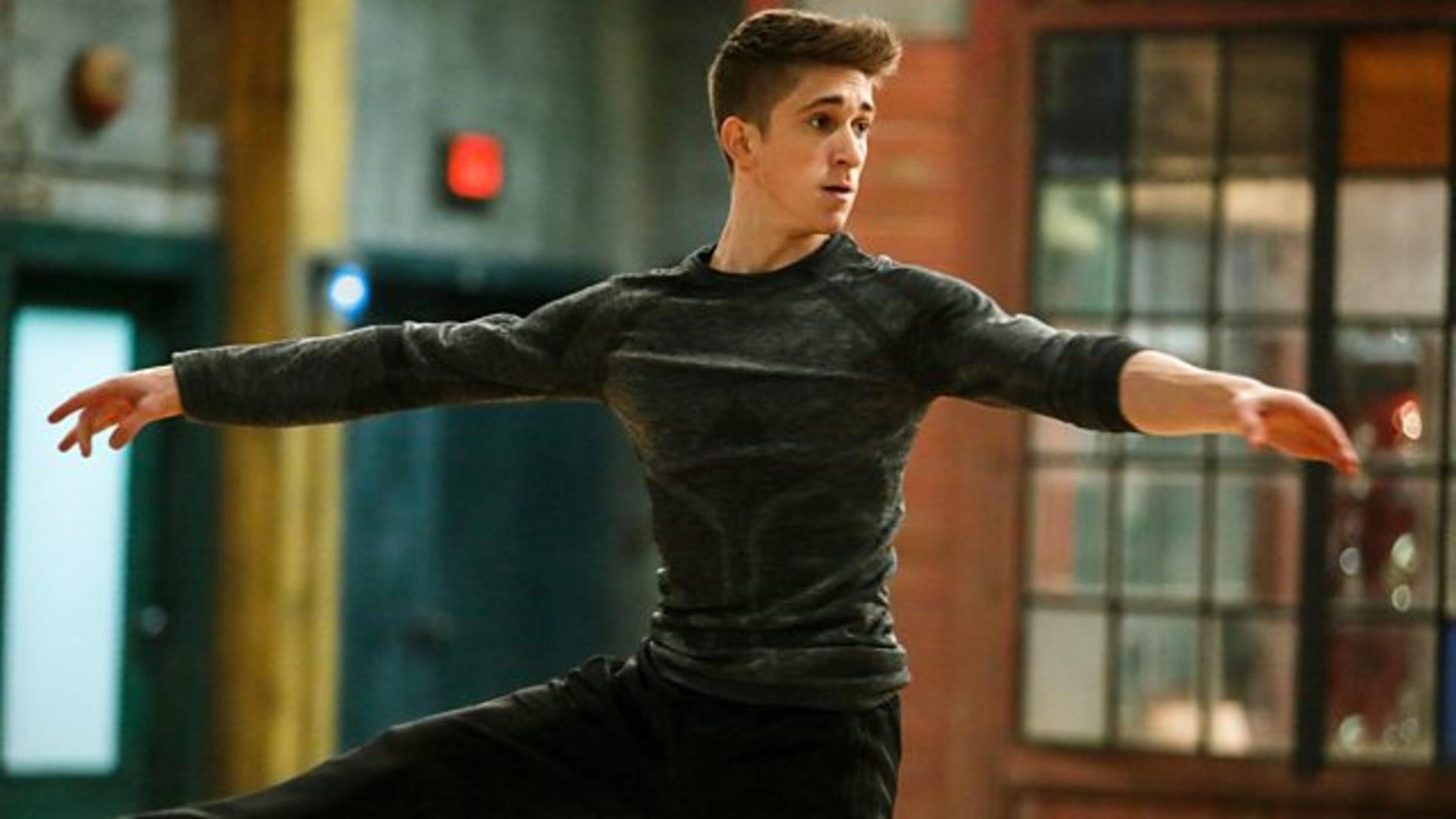 Still from Stand Together or Fall Apart (1)