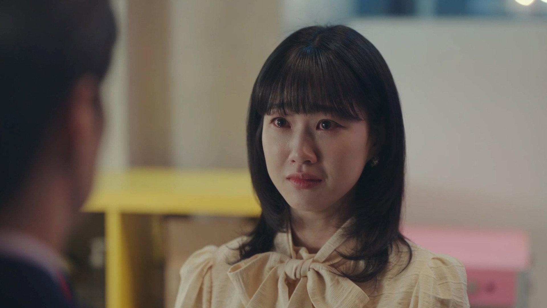 Still from The One Who Tied the Knot Must Untie It
