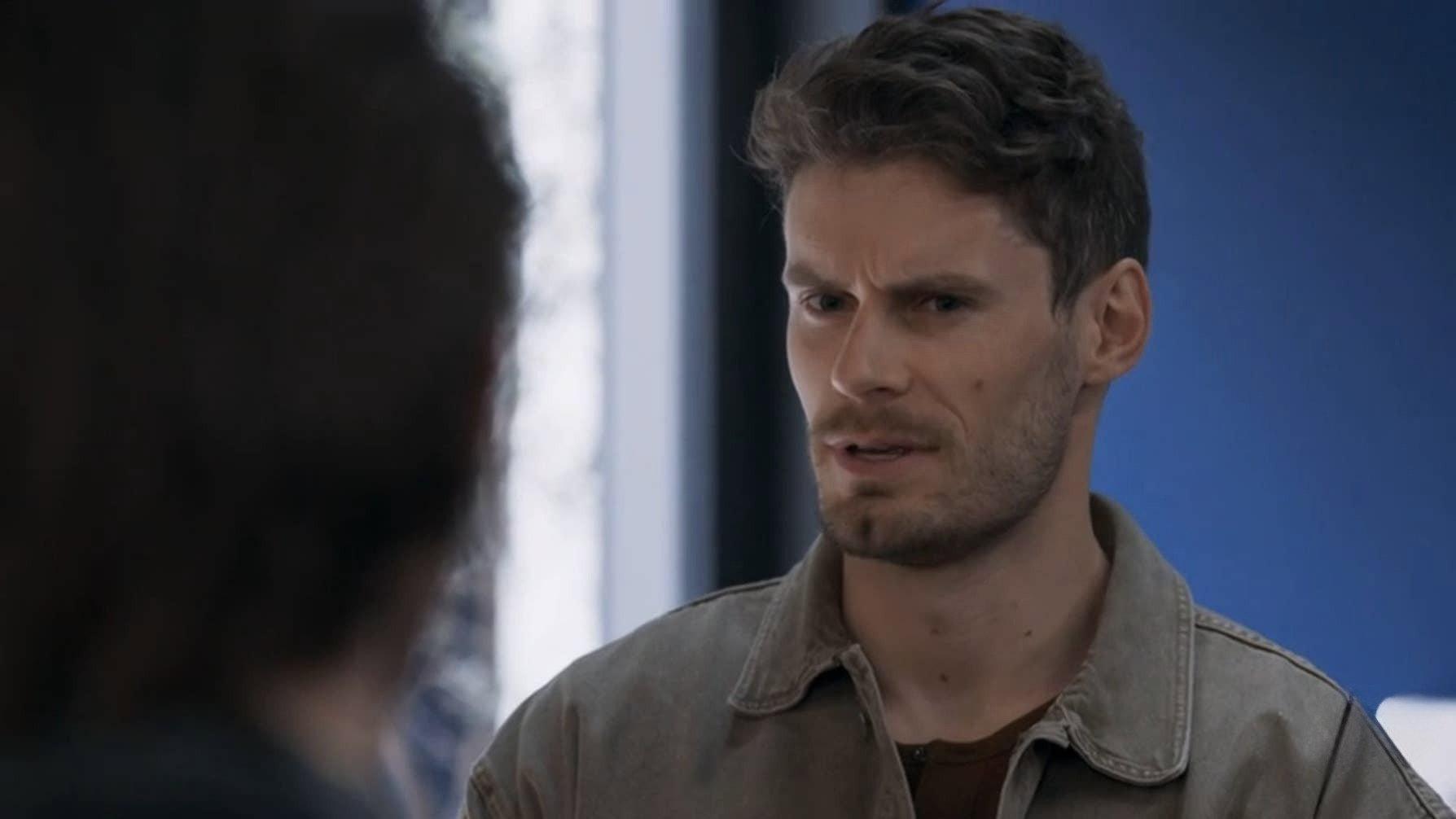 Still from Episode 8610