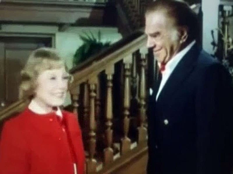 Still from Always, Elizabeth