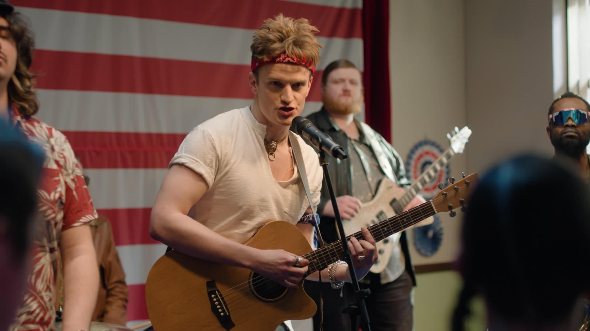 Still from Born on the Third of July