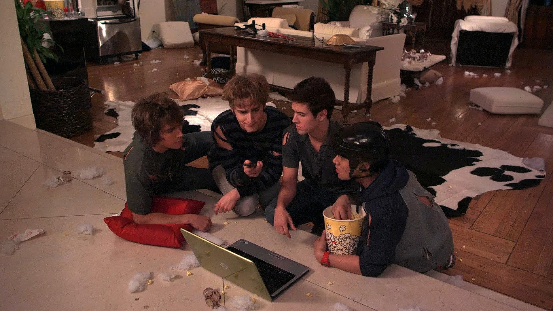 Still from Big Time Mansion