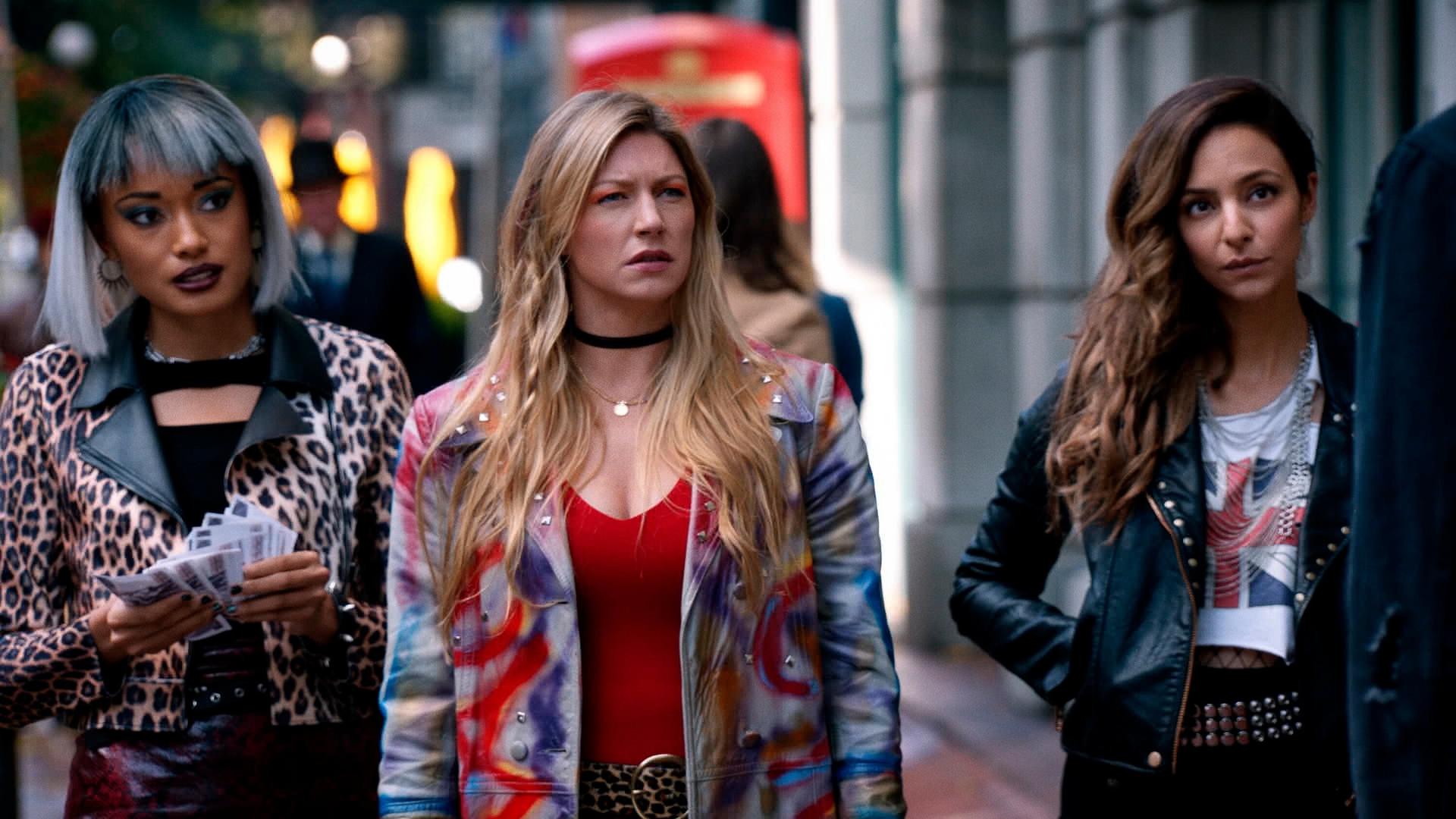 Still from Ground Control to Sara Lance