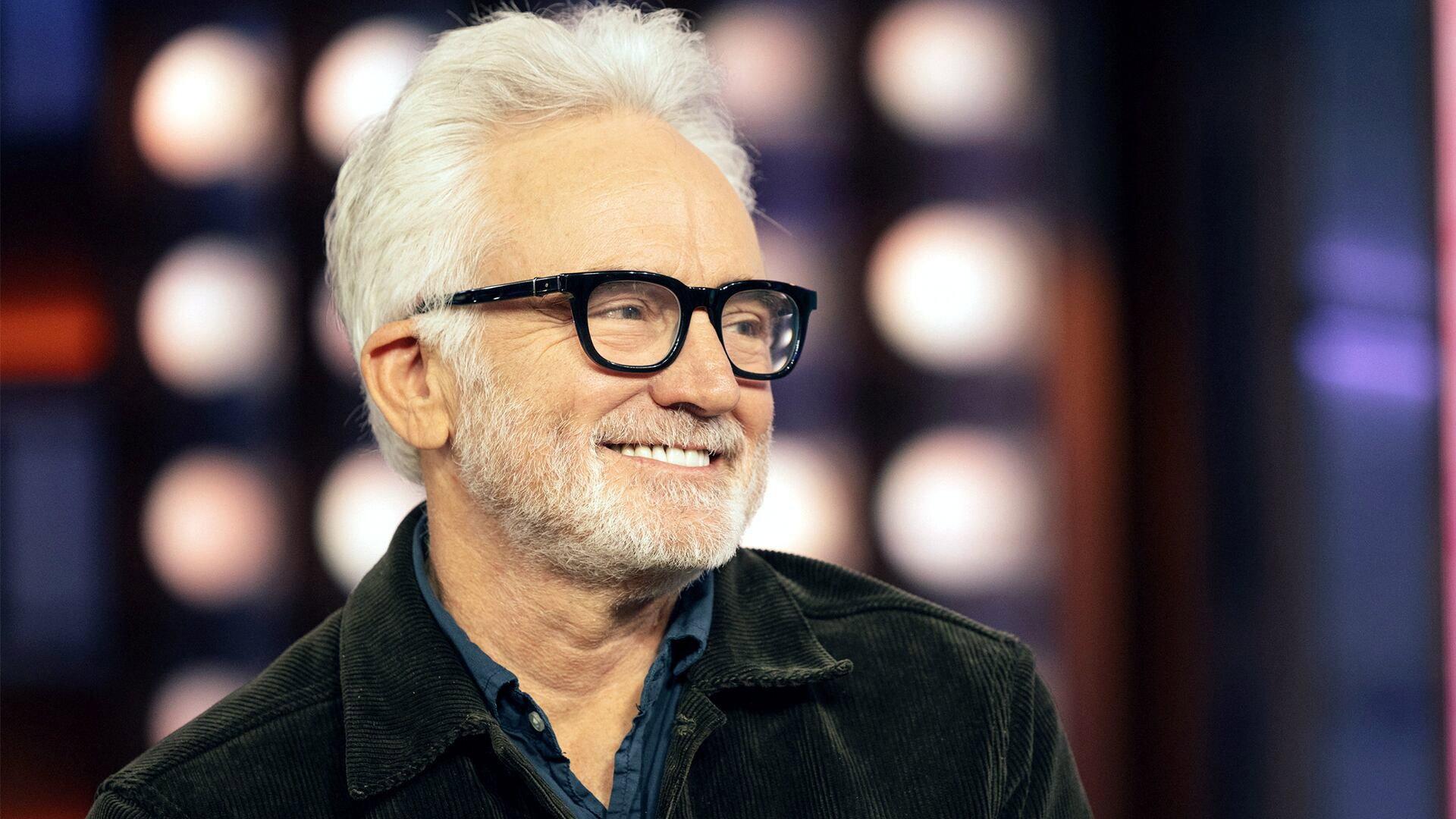 Still from Bradley Whitford, Dulé Hill, Kesha