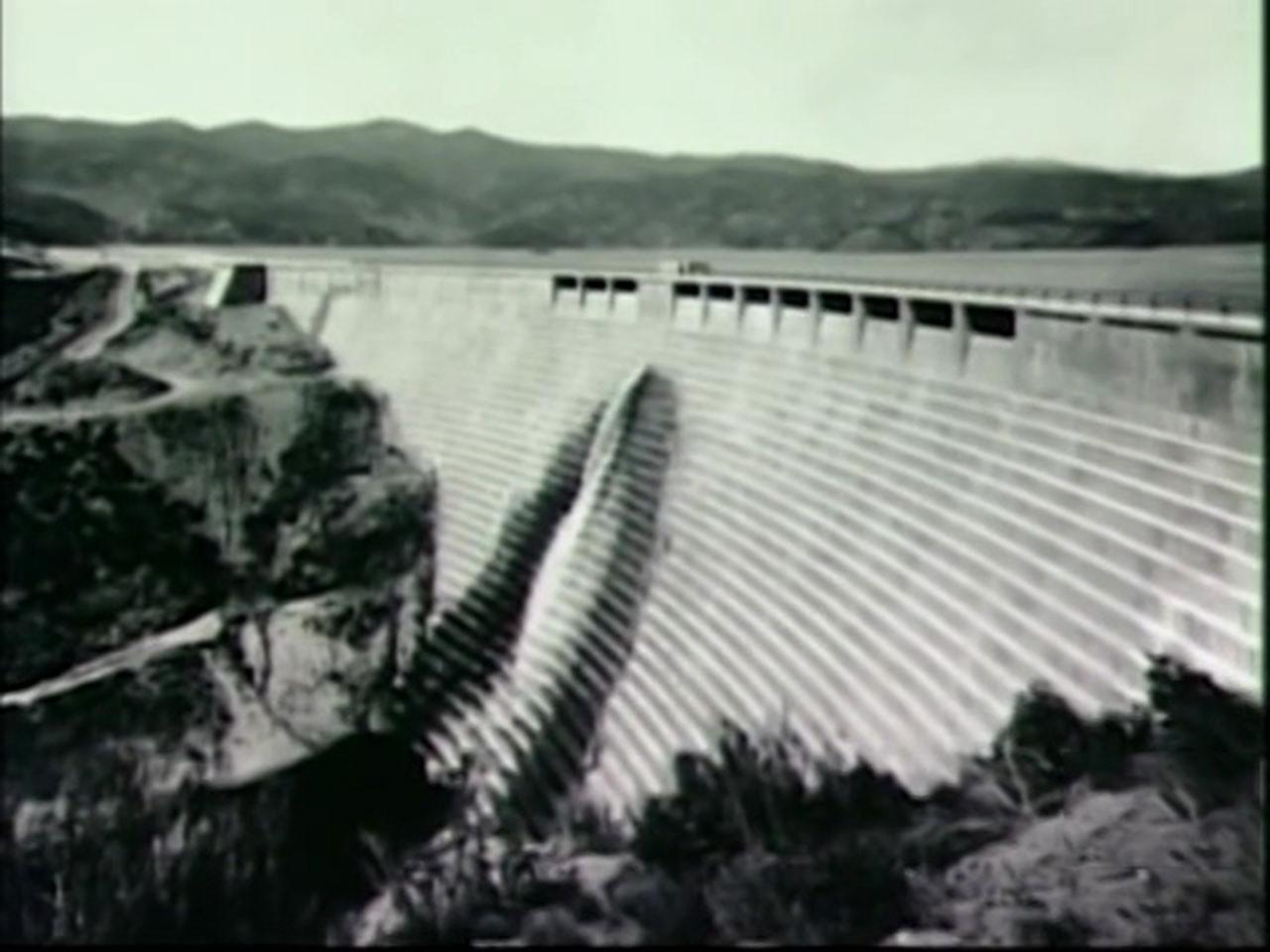 Still from More Engineering Disasters.