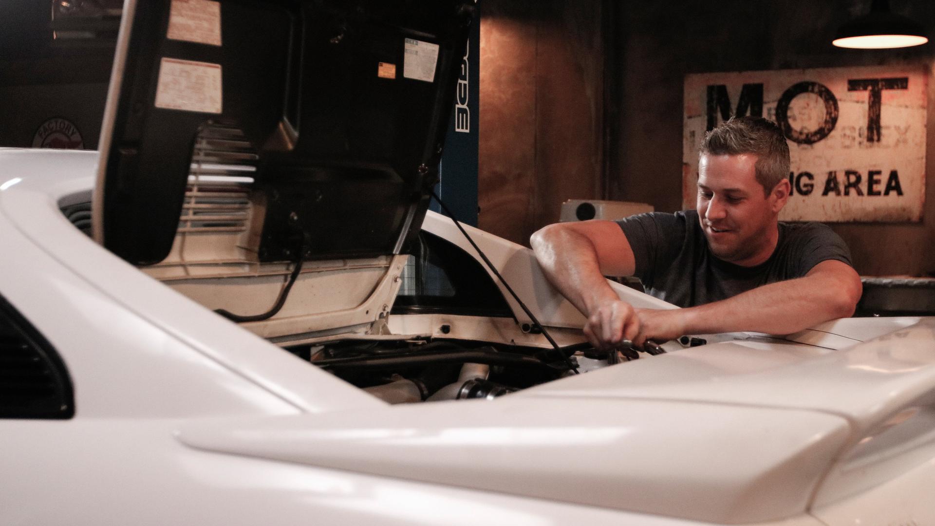 Still from 1991 Toyota MR2 Turbo
