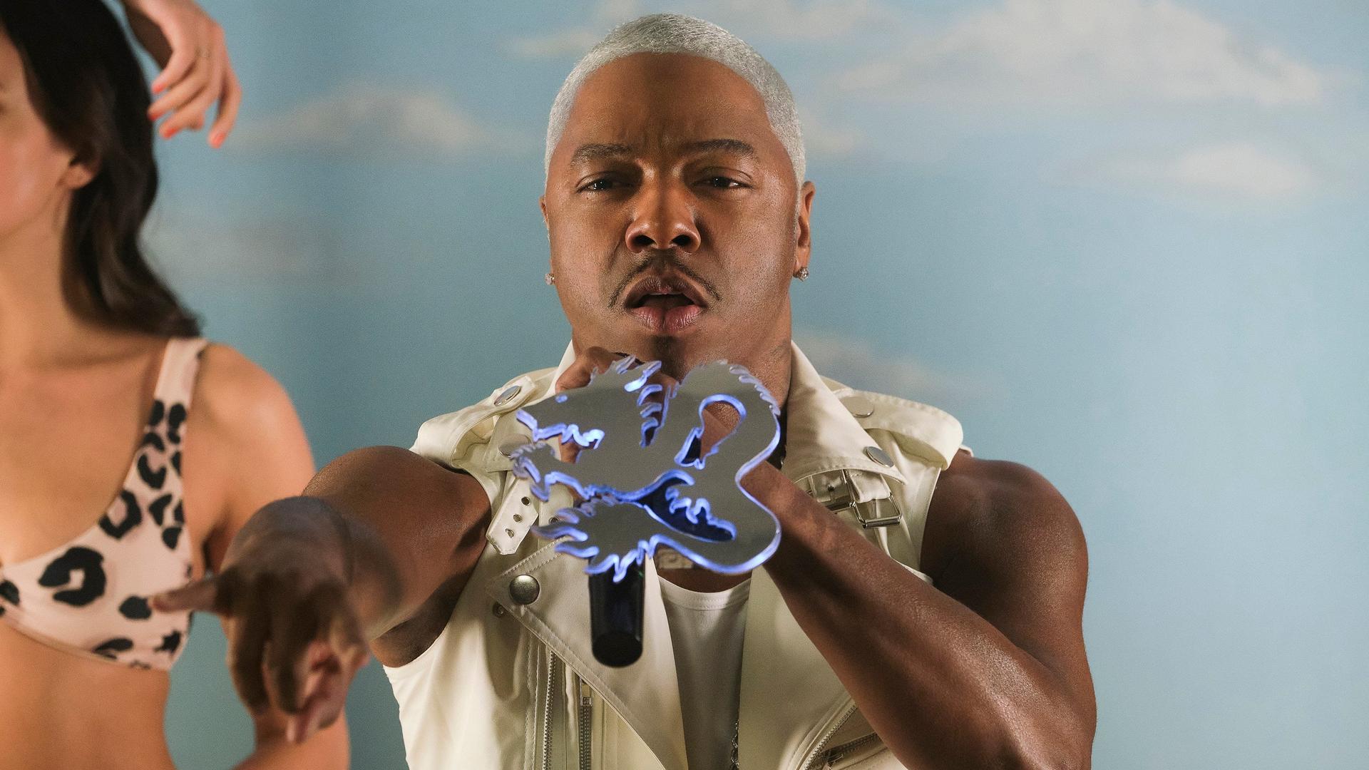 Still from Swan Thong