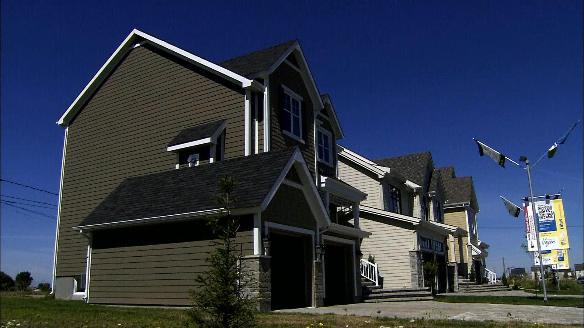 Still from Tapioca Pudding, Snow Ploughs, Paddle Boats, Fibre Cement Siding