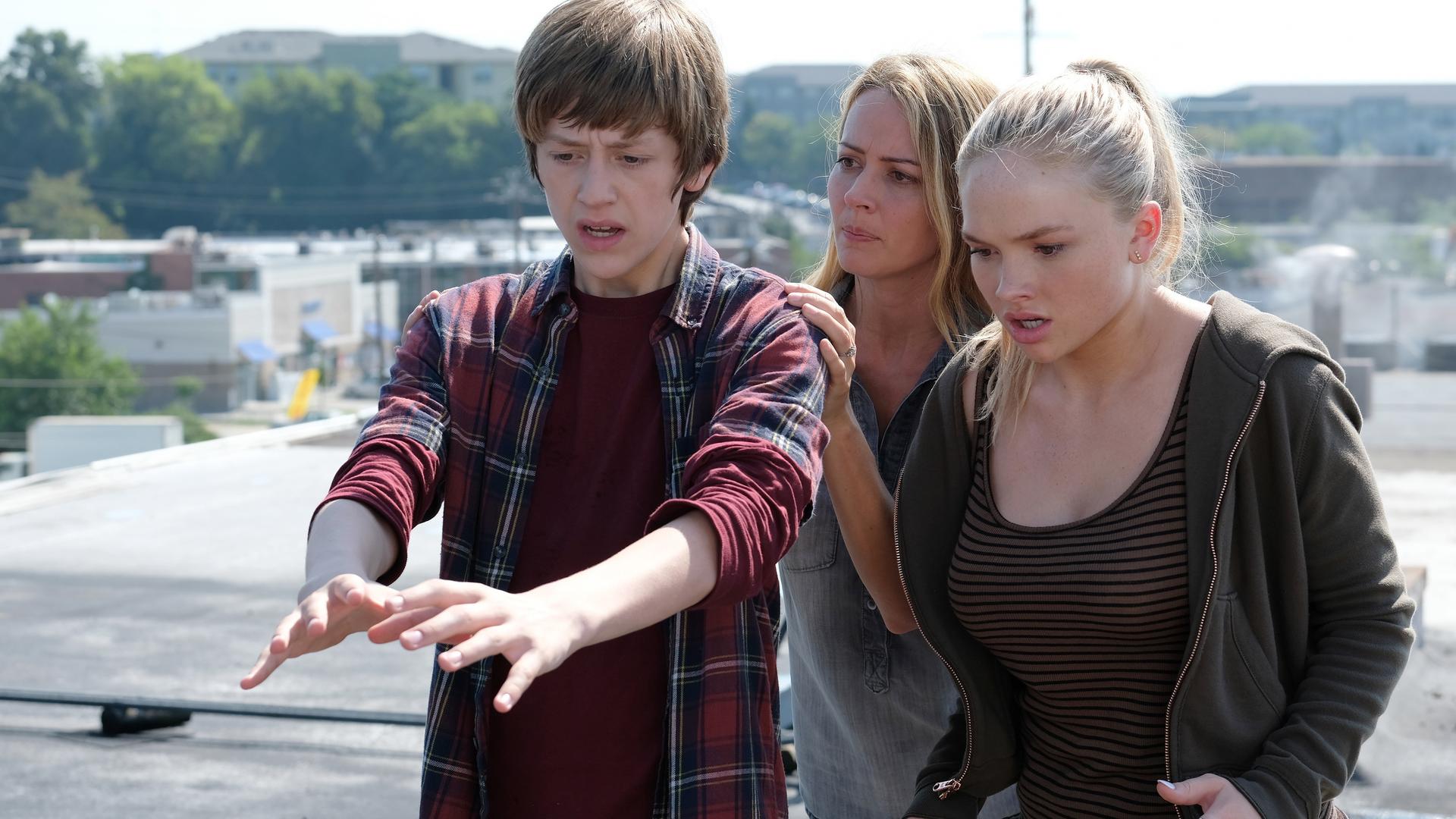 Still from eXit strategy