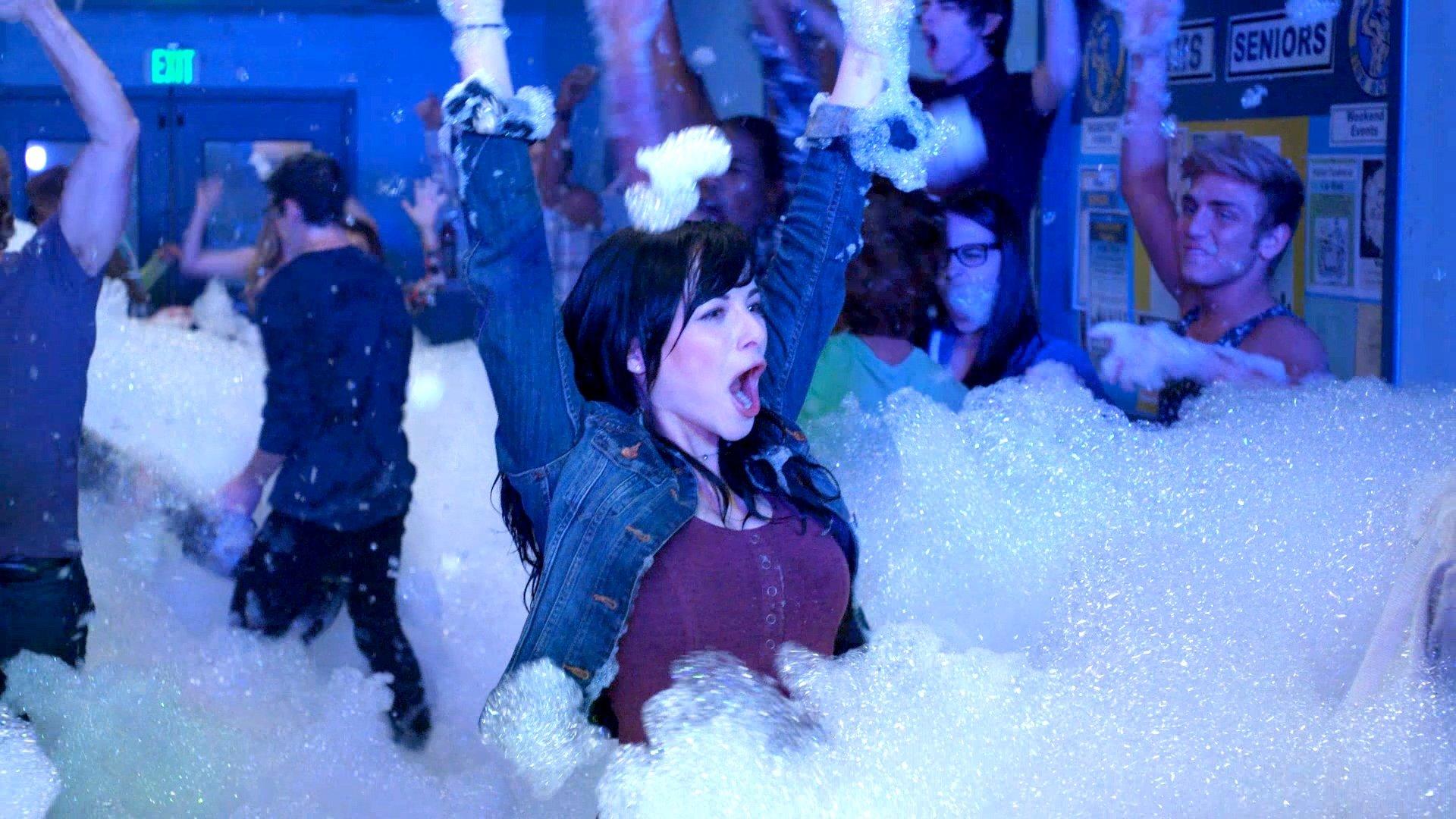 Still from Prank Amateurs