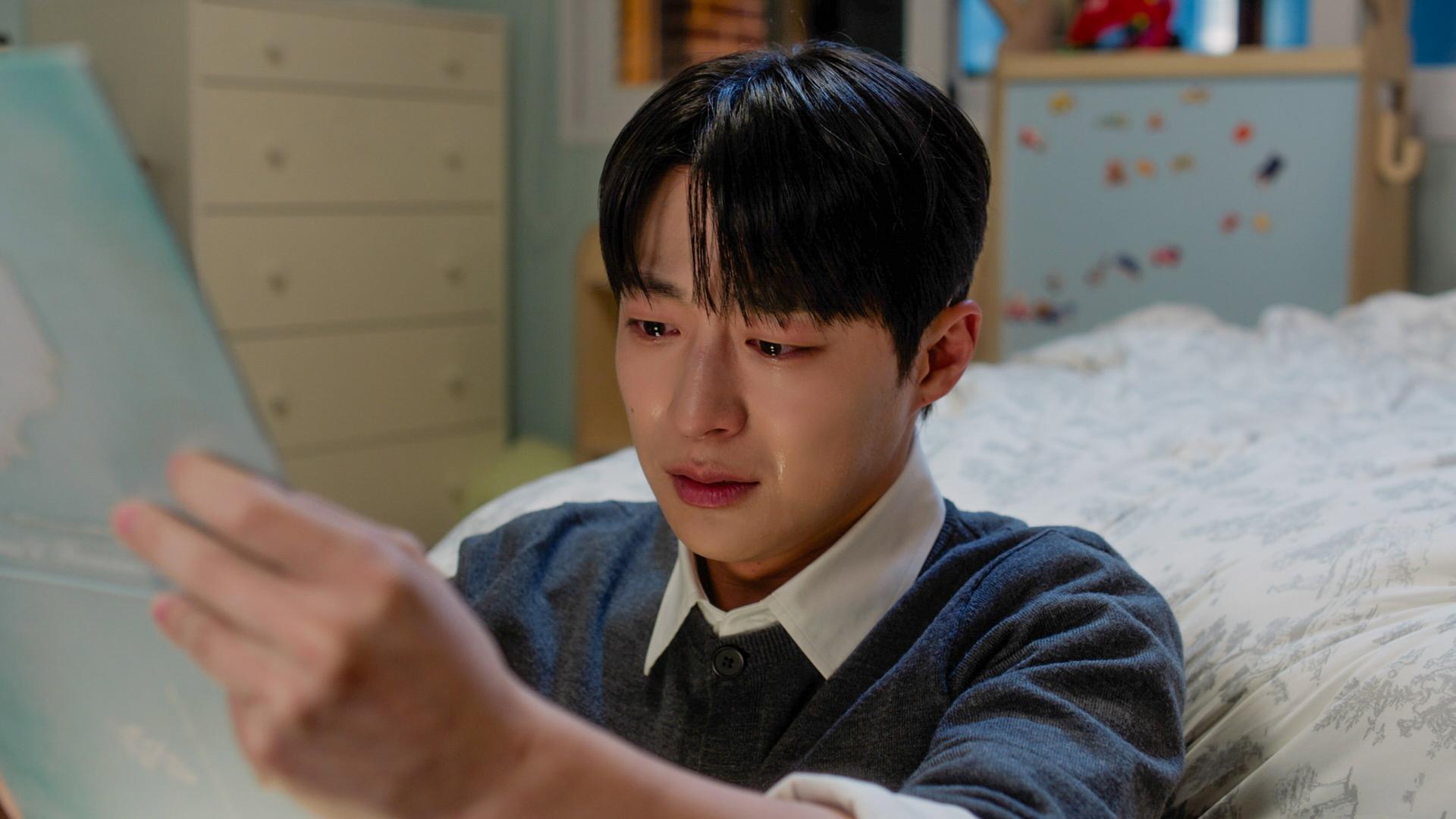 Still from Episode 9