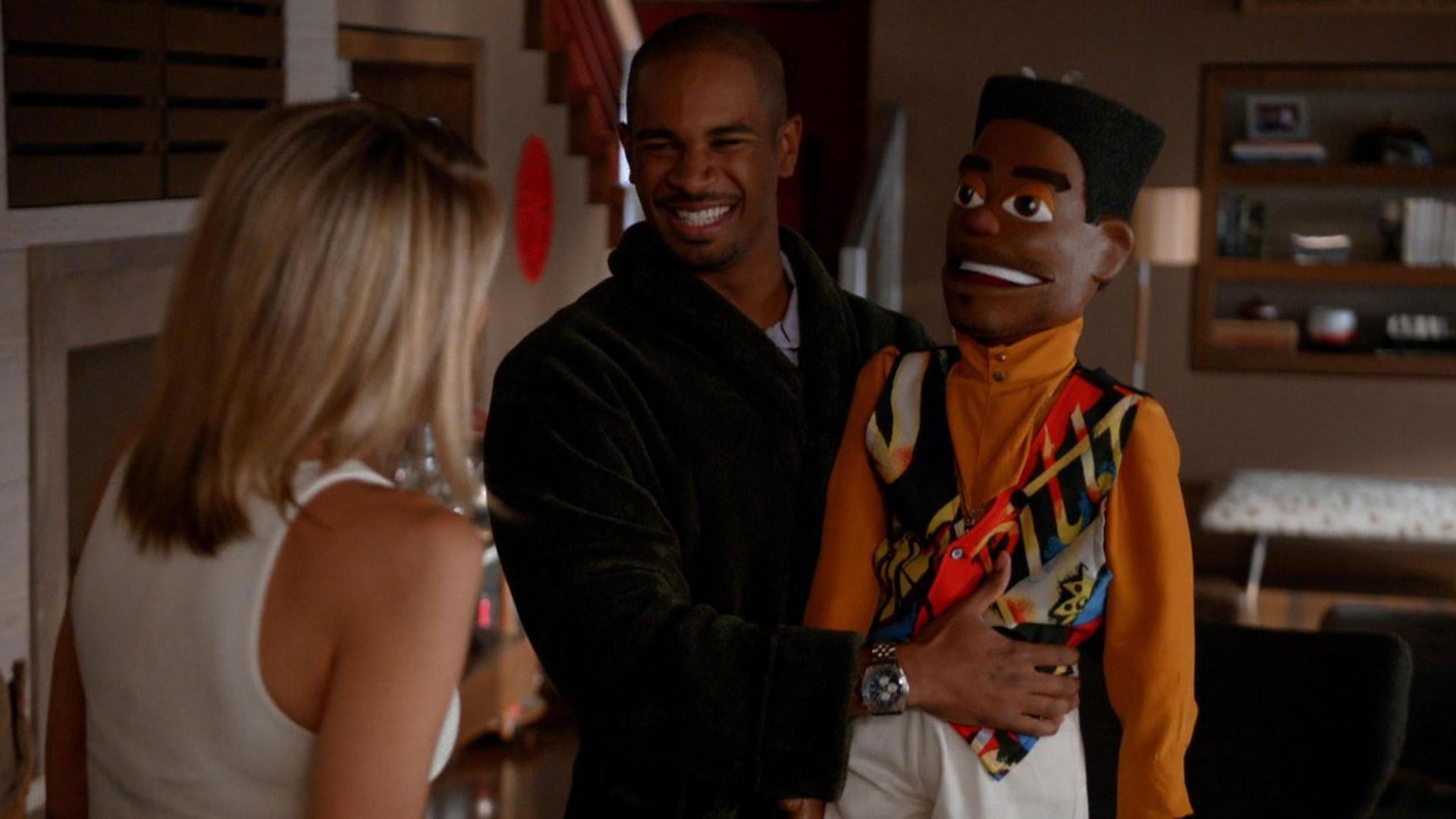 Still from Cazsh Dummy Spillionaires