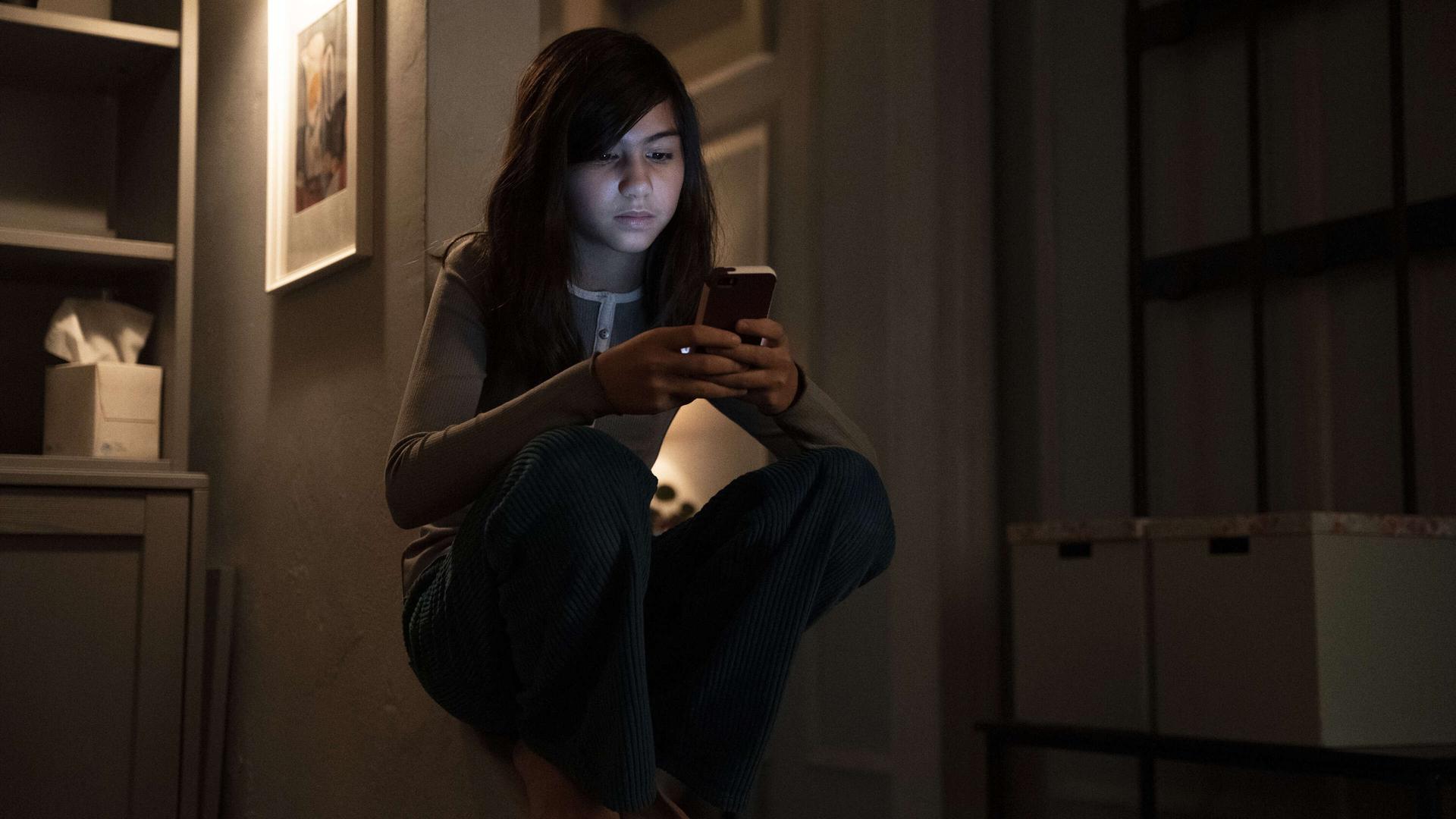 Still from Broken Glass