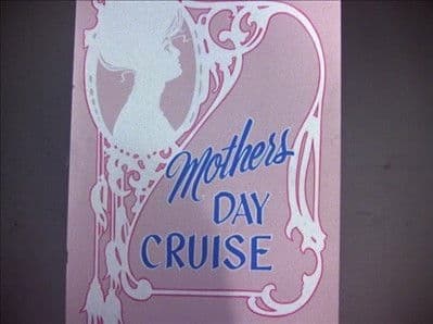 Still from Third Wheel/Grandmother's Day/Second String Mom