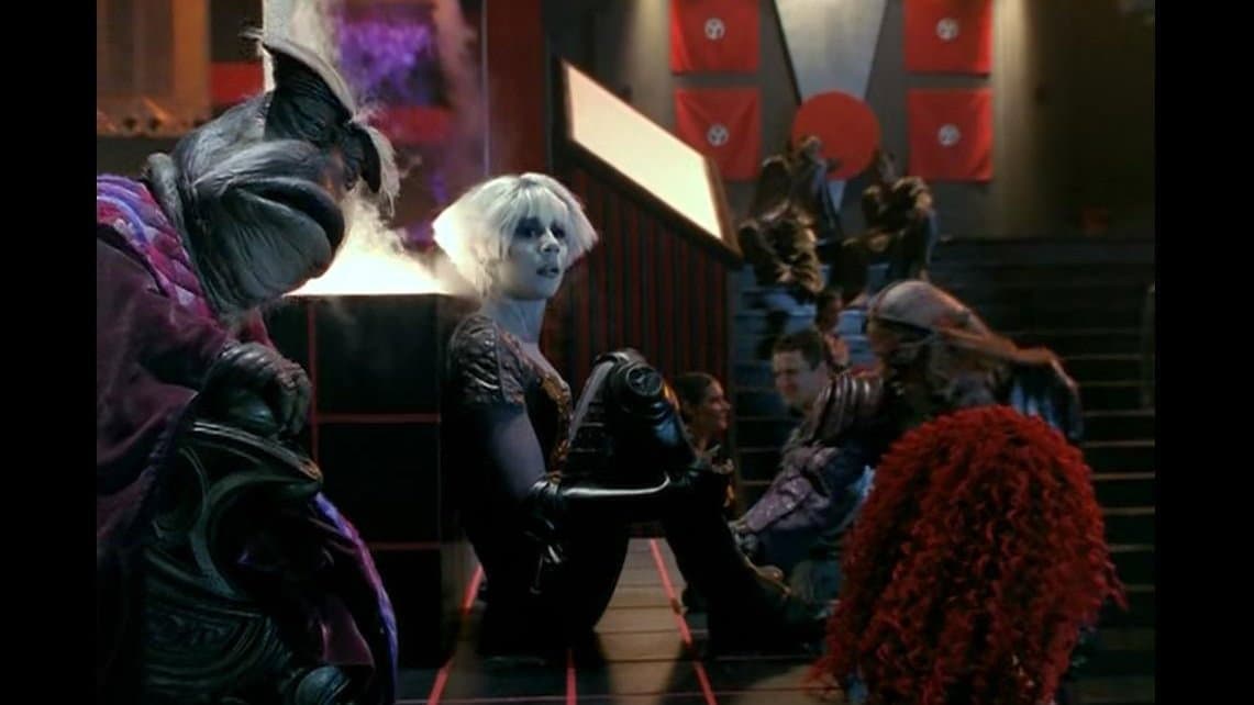 Still from Into the Lion's Den Part 2 Deleted Scenes (S03)