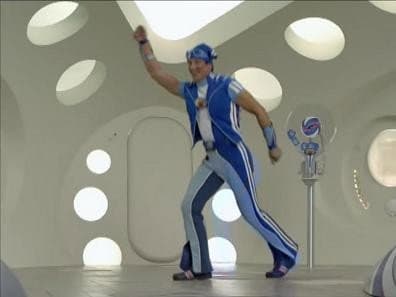 Still from DVD Extra: Skiing