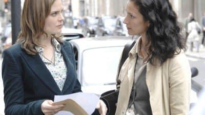 Still from Yanks in the U.K. (2)