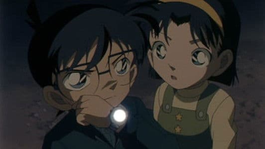 Still from Love, a Ghost, and a World's Inheritance (2)