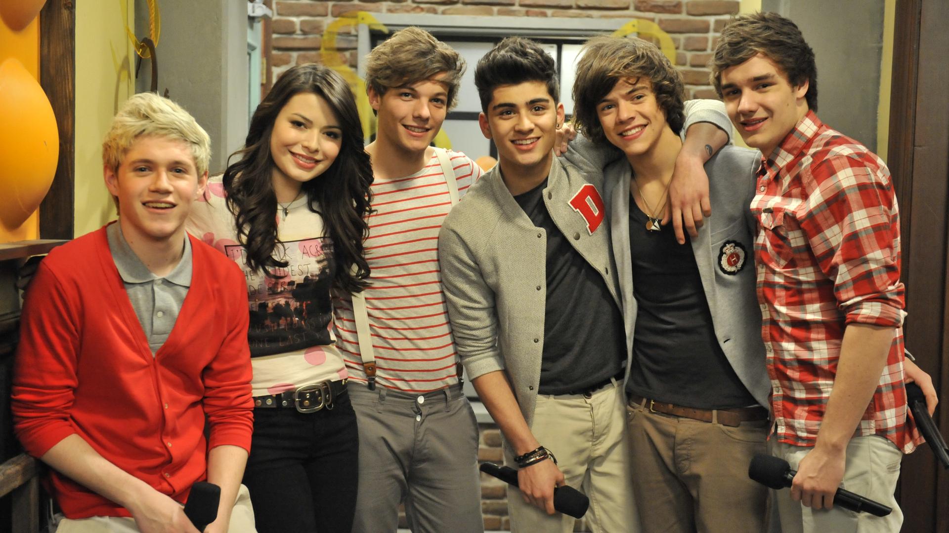 Still from iGo One Direction