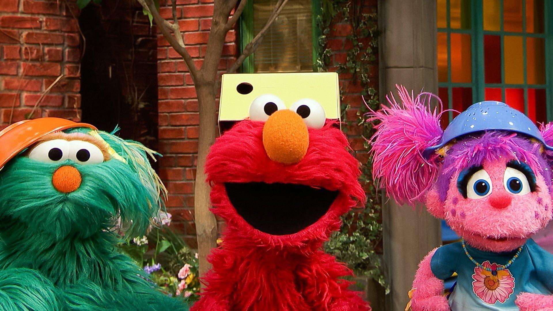 Still from Astronaut Elmo