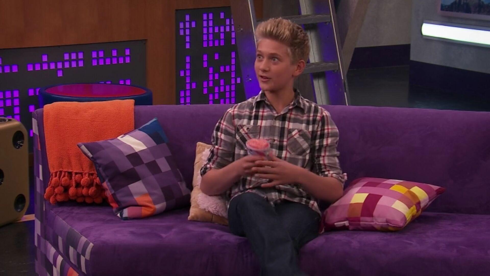 Still from Babe's Bench