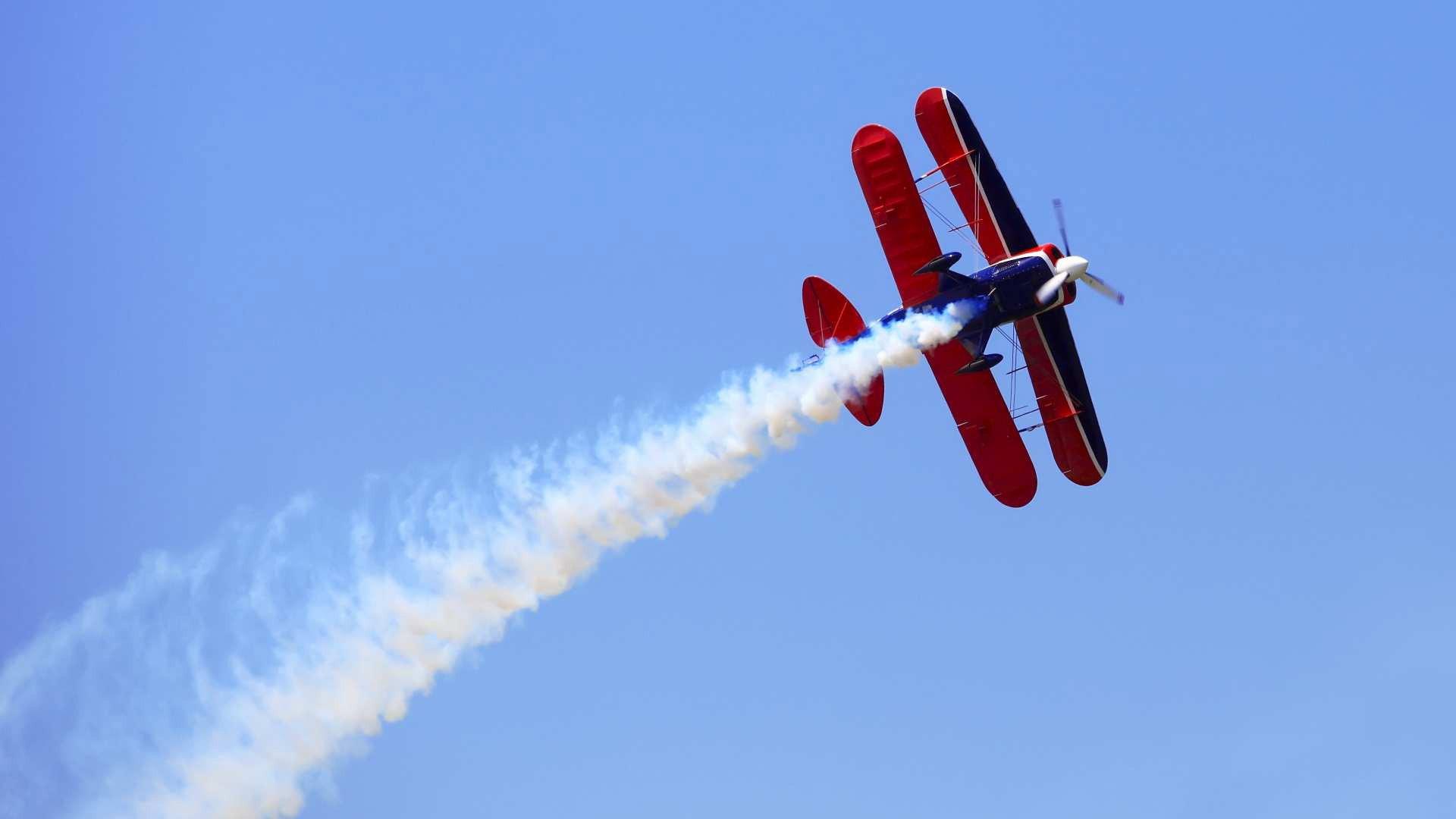 Still from Opal, Stunt Planes, Nougat