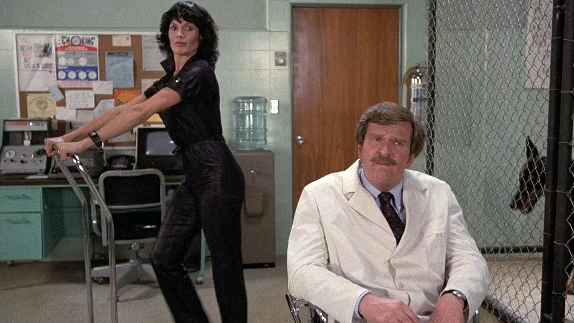 Still from Murder Is a Man's Best Friend
