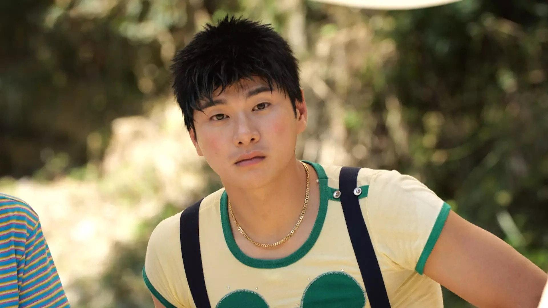 Still from Yu Bong Du’s Field Trip