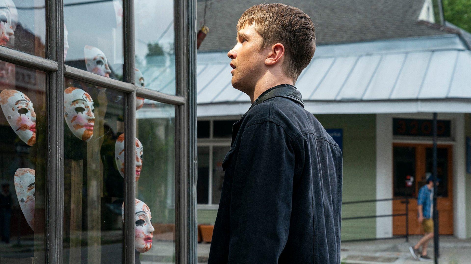 Still from Should I Stay or Should I Go