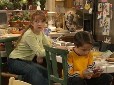 Still from Mommy Nearest