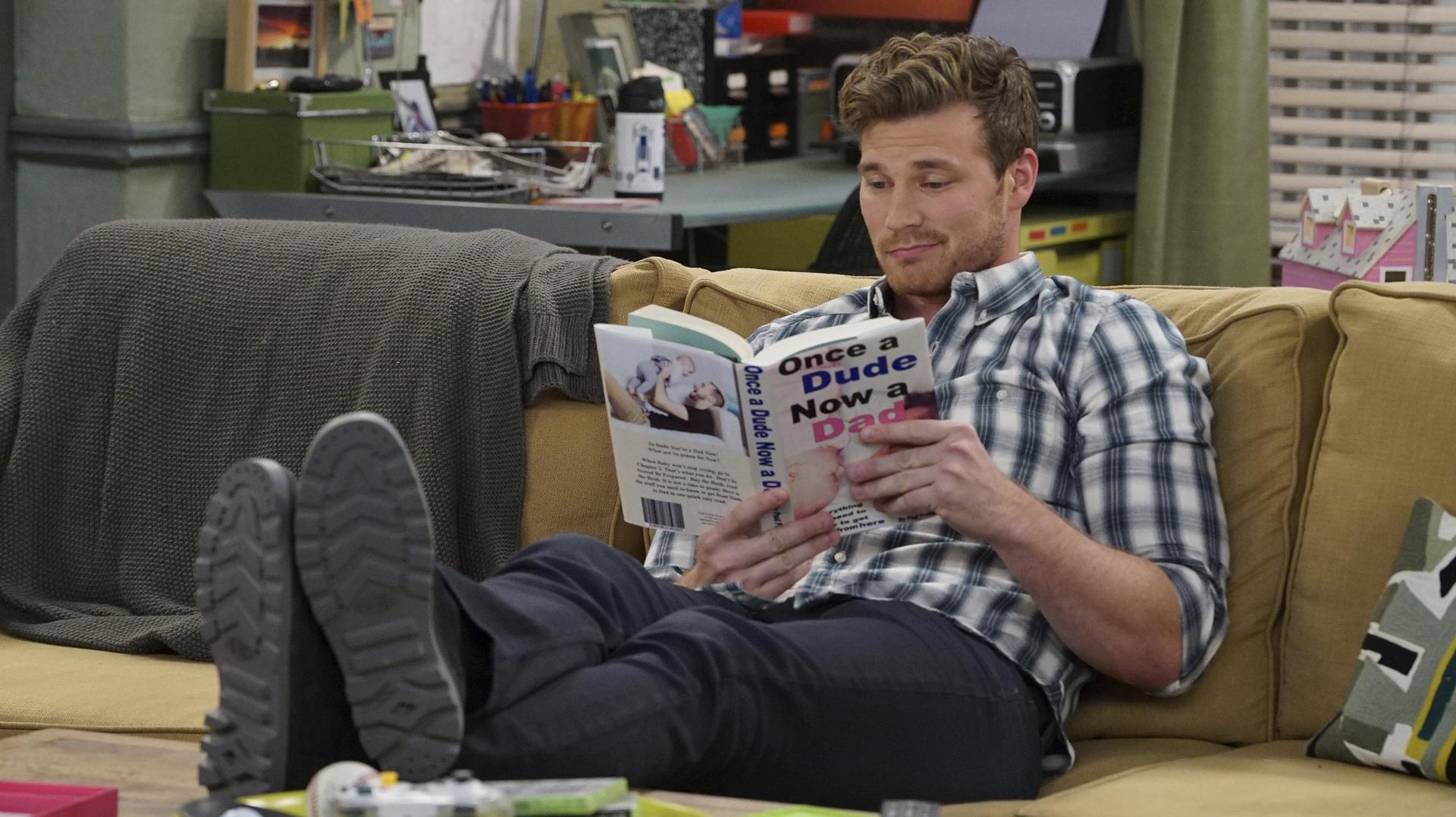 Still from To Elle and Back