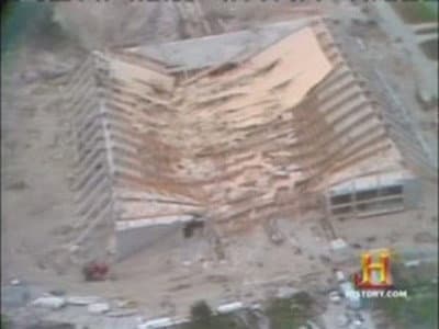 Still from Engineering Disasters 9