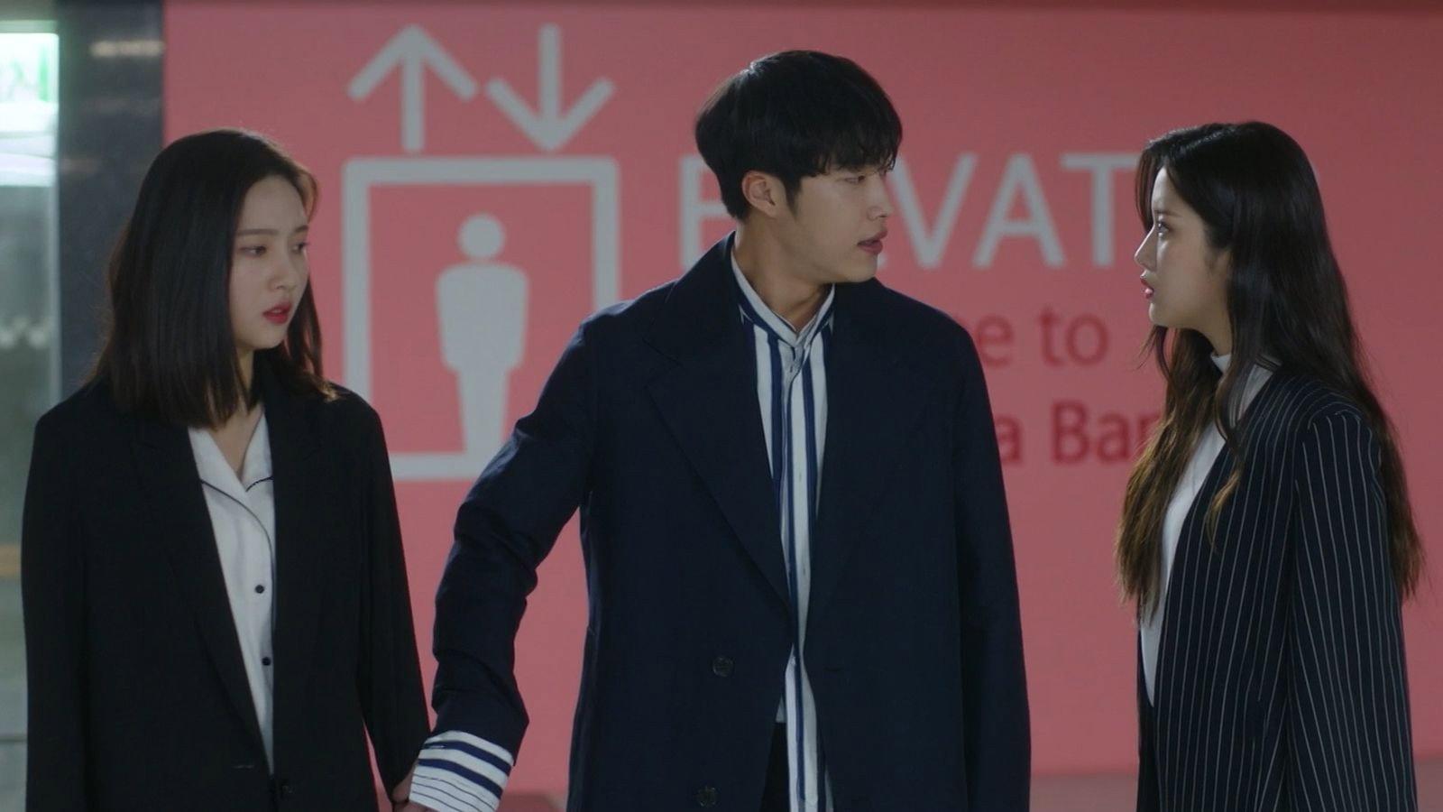 Still from It’s You Who Hit Me