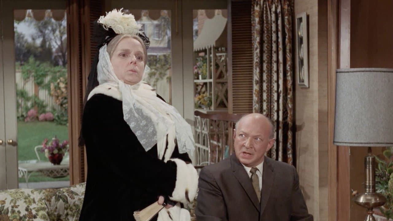 Still from Aunt Clara's Victoria Victory
