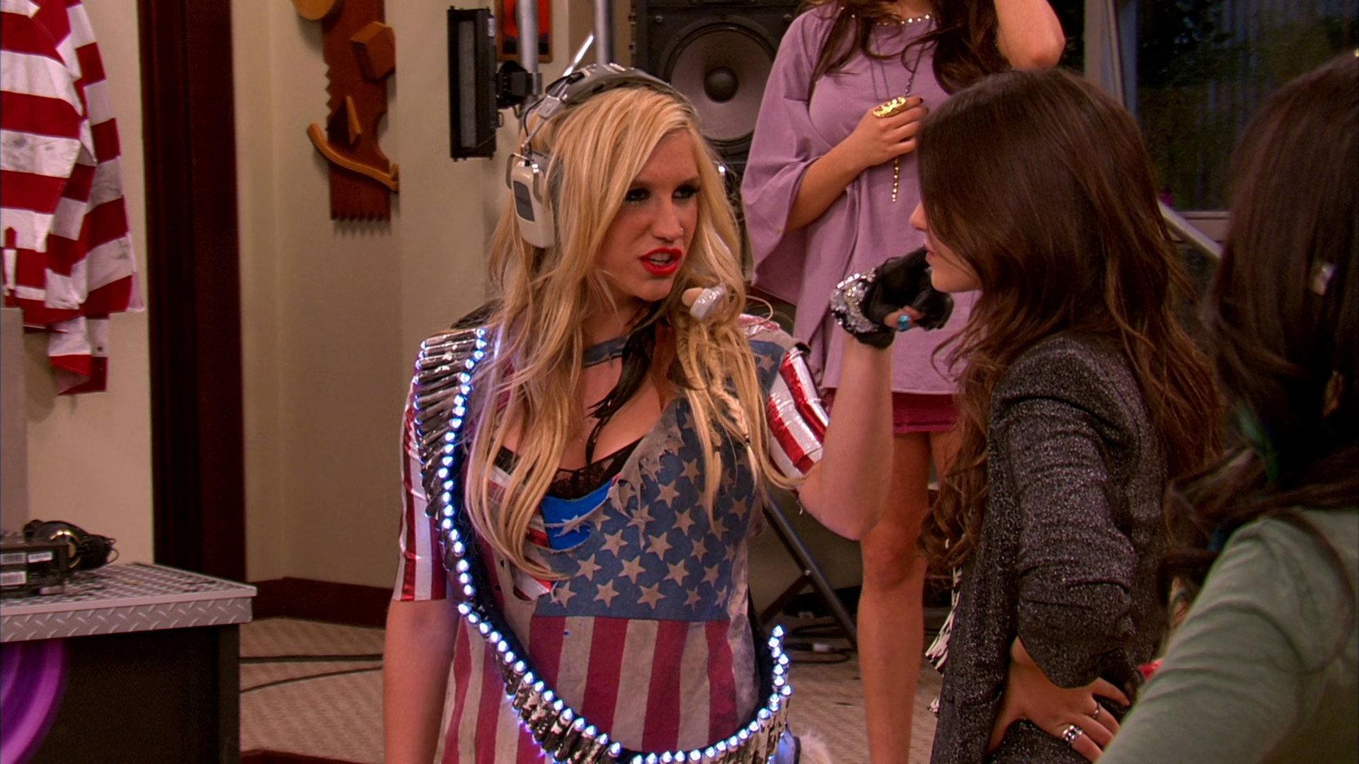 Still from Ice Cream for Ke$ha