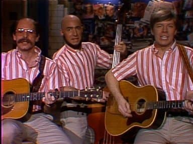 Still from Michael McKean/Chaka Khan, The Folksmen