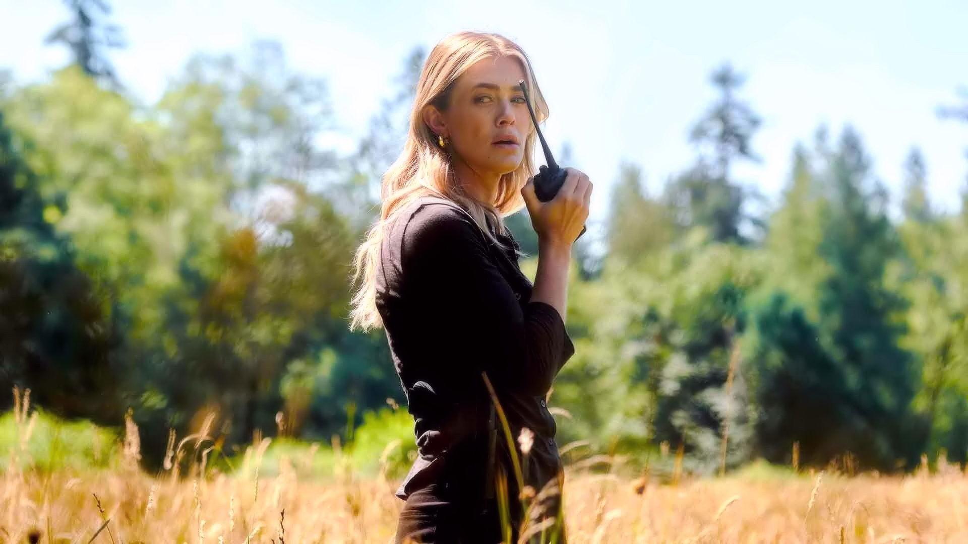 Still from Lowe