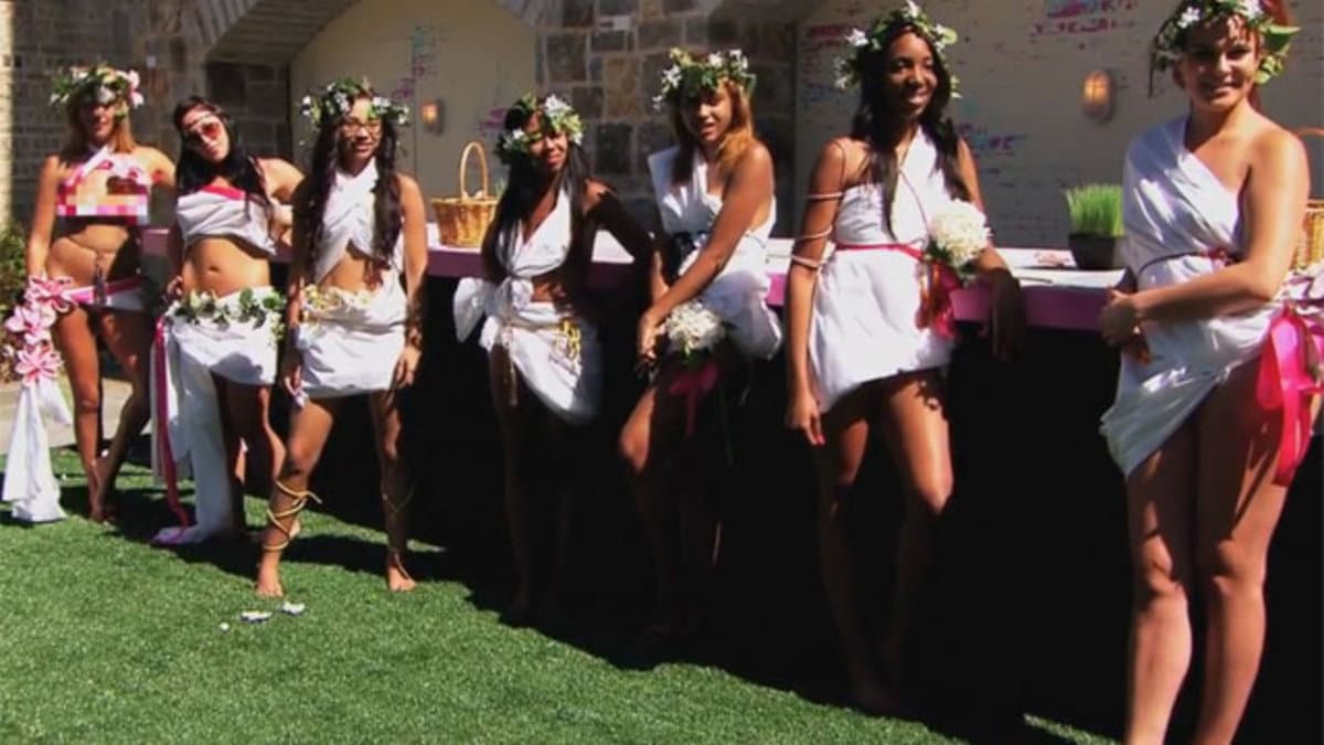 Still from Greece Up, Get Down