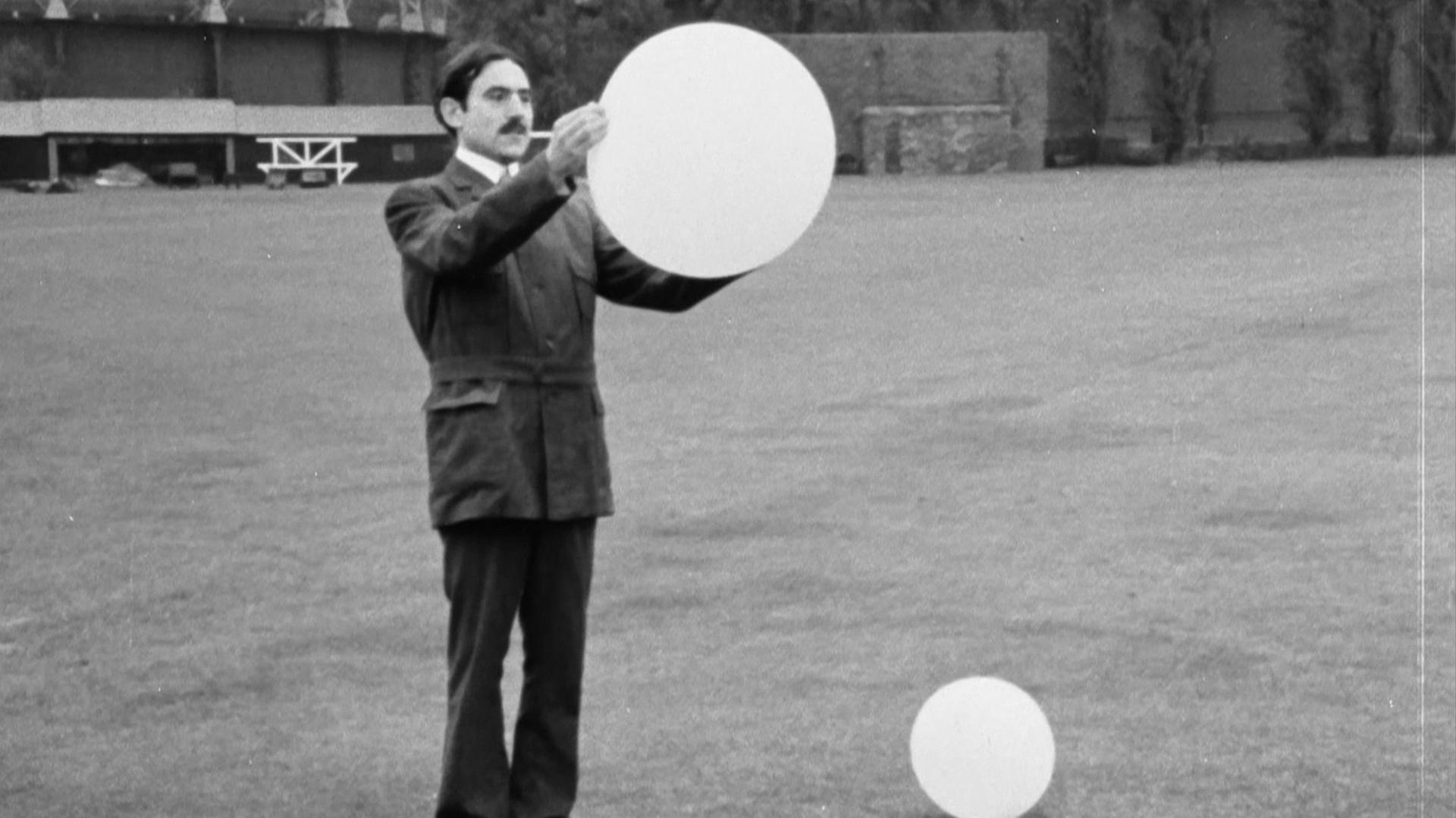 Still from The Golden Age of Ballooning