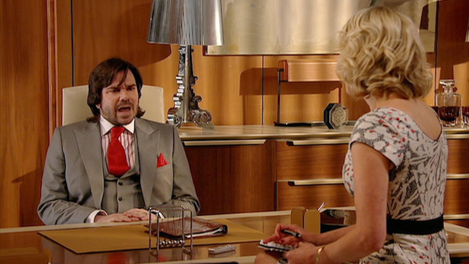 Still from Reynholm vs Reynholm