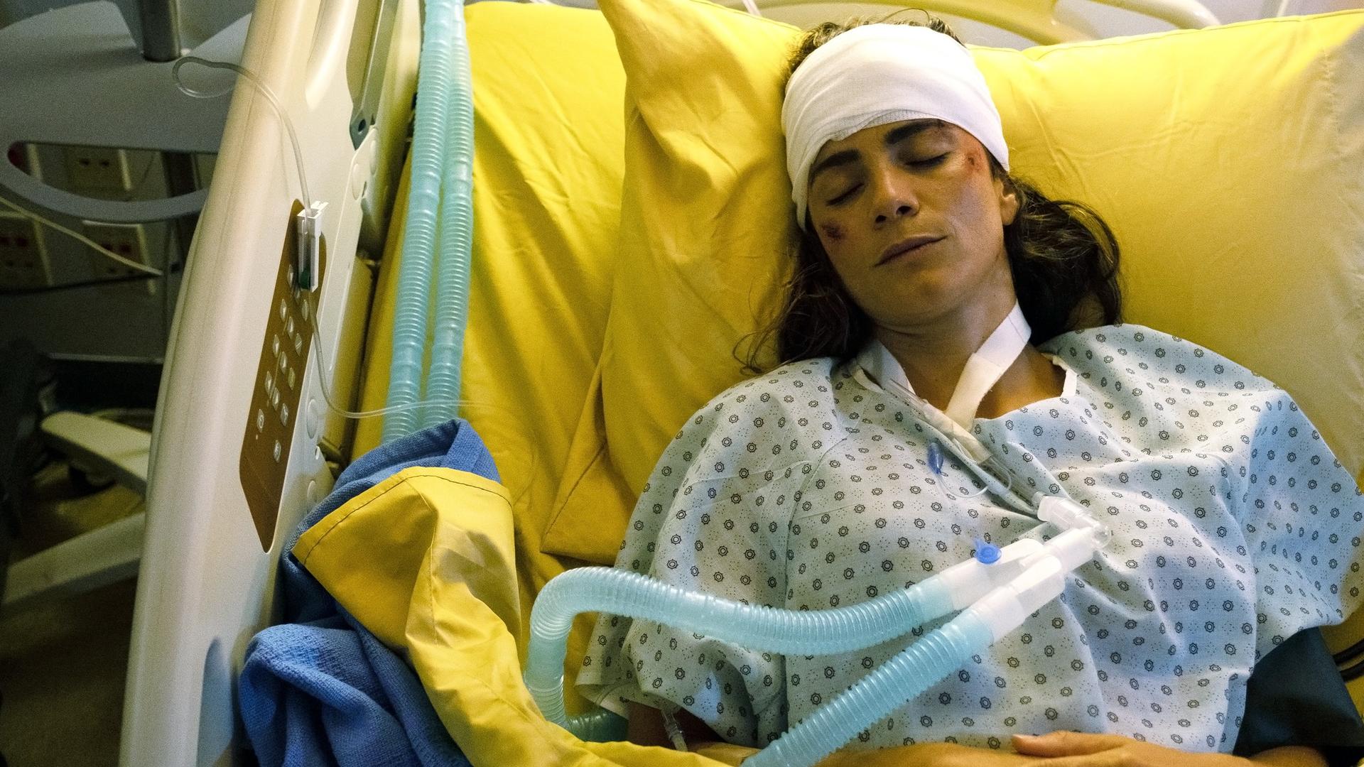 Still from Mientras Dormías