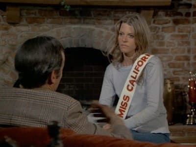 Still from Bionic Beauty