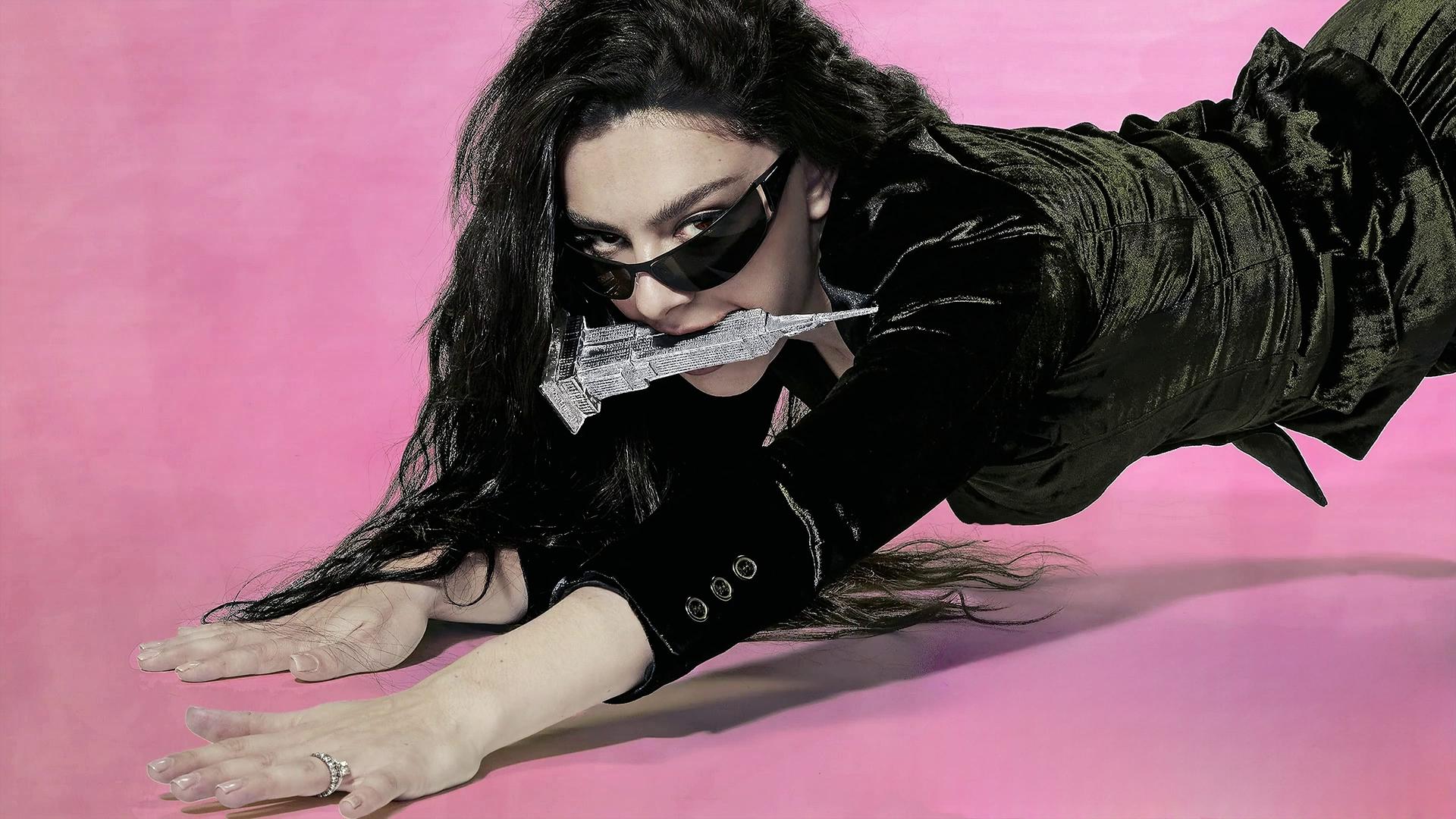 Still from November 16 - Charli xcx