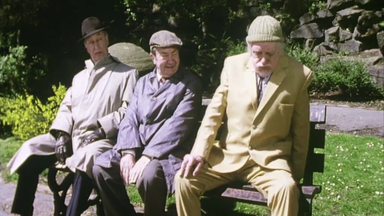 Still from The Suit That Attracts Blondes