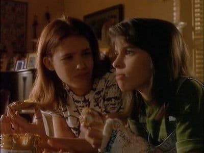 Still from Hold on Tight