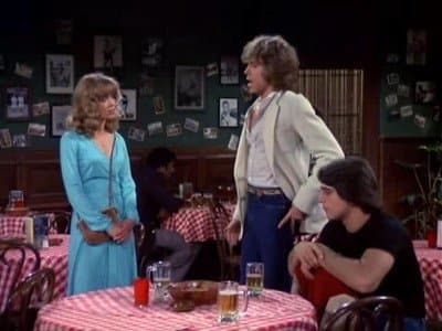 Still from A Woman Between Friends