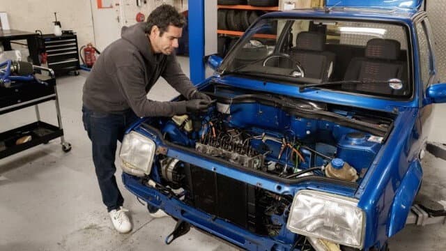 Still from 1987 Renault 5 GT Turbo